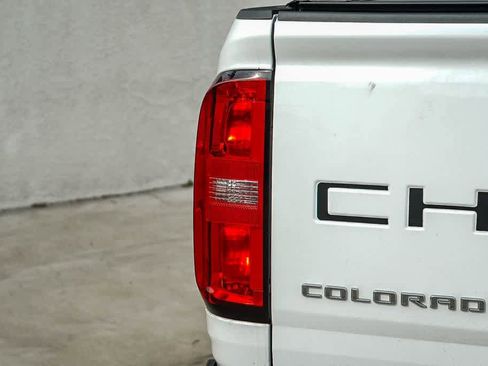 Used 2022 Chevrolet Colorado LT image 7