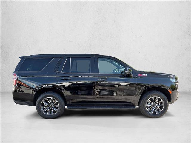Used 2024 Chevrolet Tahoe Z71 w/ Luxury Package AWD/4WD image 4