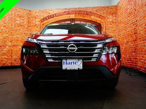 Certified 2025 Nissan Rogue S AWD/4WD image 2