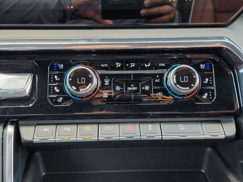 New 2025 GMC Sierra 1500 Denali Ultimate image 22