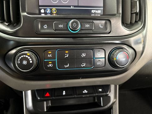 Used 2022 Chevrolet Colorado W/T w/ WT Convenience Package image 20