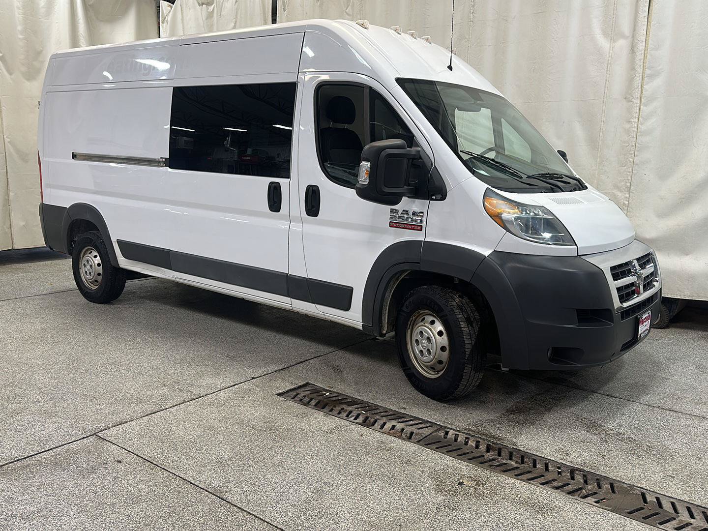 Used 2017 RAM ProMaster 2500 w/ Premium Appearance Group FWD image 7