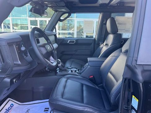 New 2026 Ford Bronco Badlands w/ Sasquatch Package image 4