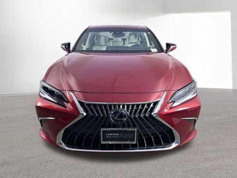 Certified 2025 Lexus ES 300h Ultra Luxury image 28