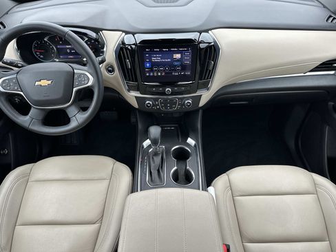 Certified 2023 Chevrolet Traverse LT image 13