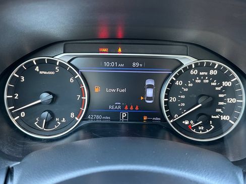 Used 2024 Nissan Altima 2.5 SV FWD image 27