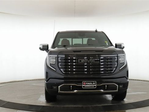 Used 2025 GMC Sierra 1500 Denali Ultimate image 12