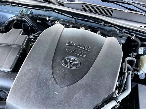 Used 2021 Toyota Tacoma TRD Sport RWD image 31
