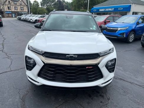 Used 2023 Chevrolet TrailBlazer RS w/ Sun and Liftgate Package FWD image 8