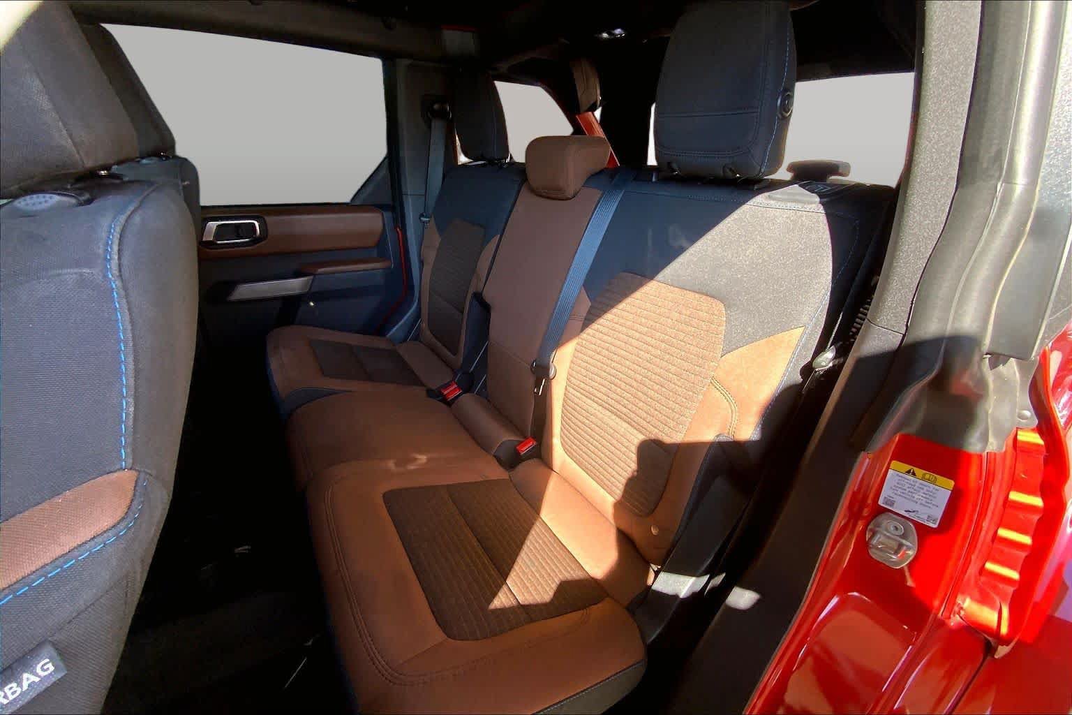 Used 2022 Ford Bronco Outer Banks AWD/4WD image 19
