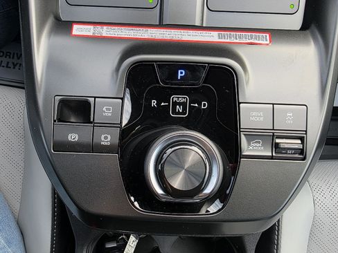 New 2026 Subaru Solterra image 24