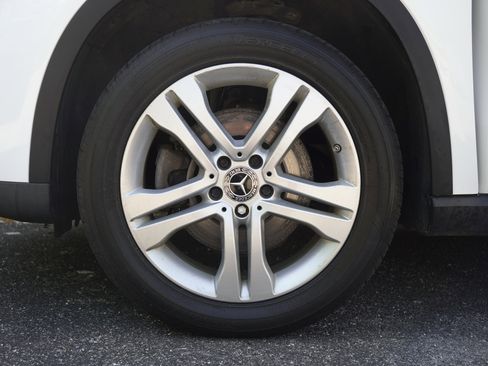 Used 2019 Mercedes-Benz GLA 250 4MATIC image 12