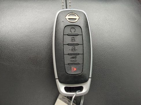 Certified 2024 Nissan Pathfinder Platinum w/ Cargo Package image 29