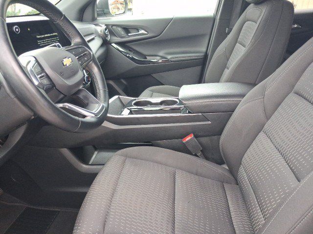 Used 2025 Chevrolet Equinox LT FWD image 17