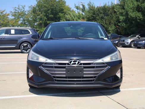 Used 2019 Hyundai Elantra Value Edition w/ Cargo Package FWD image 3