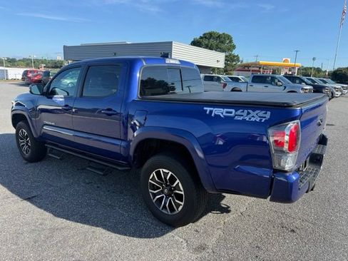 Used 2023 Toyota Tacoma TRD Sport w/ Technology Package AWD/4WD image 8