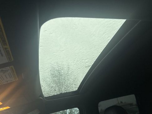 Used 2016 Ford F350 Platinum w/ Platinum Package image 6