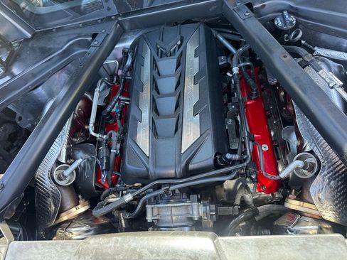 Used 2024 Chevrolet Corvette Stingray Coupe w/ 1LT RWD image 11