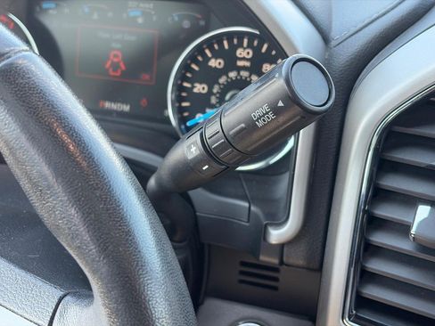 Used 2018 Ford F150 Lariat w/ Equipment Group 501A Mid AWD/4WD image 16