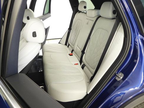 Used 2023 BMW X5 sDrive40i w/ Parking Assistance Package image 21