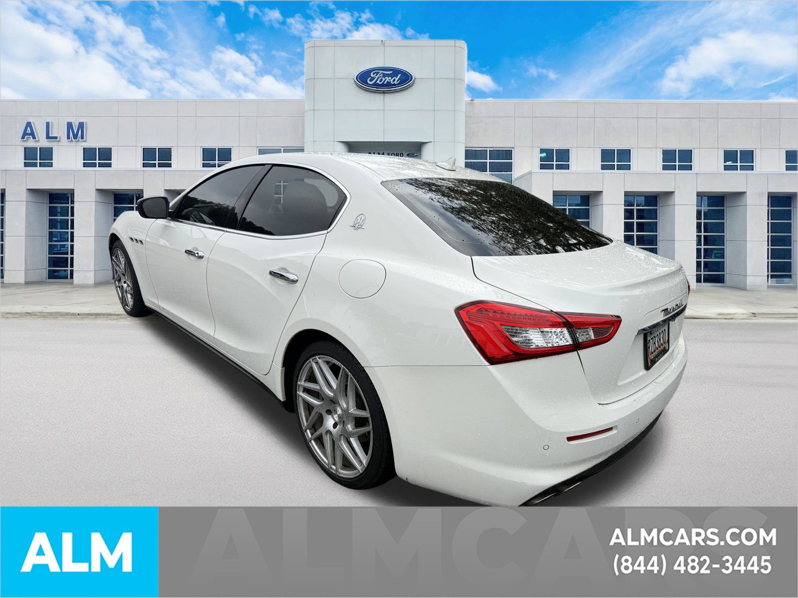 Used 2018 Maserati Ghibli RWD image 9