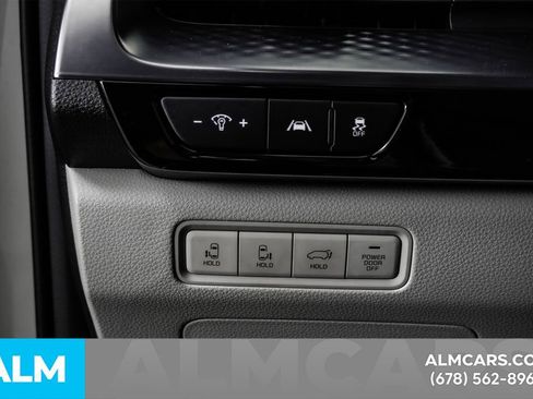 Used 2024 Kia Carnival SX Prestige image 36