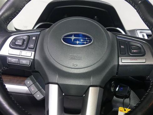 Used 2016 Subaru Outback 2.5i Limited AWD/4WD image 31