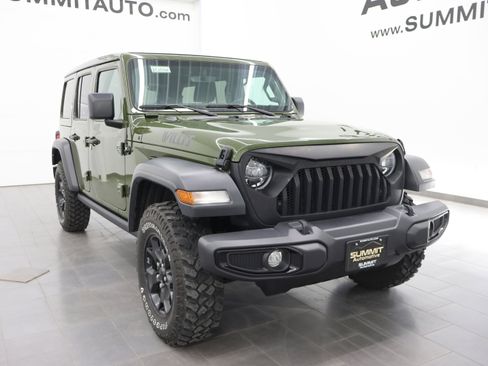 Used 2021 Jeep Wrangler Unlimited Sport AWD/4WD image 2
