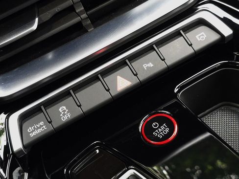 Used 2024 Audi e-tron GT Premium Plus w/ Performance Package image 54