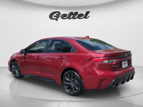 Used 2025 Toyota Corolla SE image 7