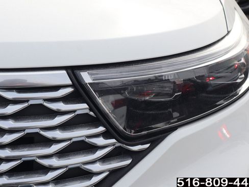 Used 2023 Ford Explorer Platinum w/ Technology Package image 8