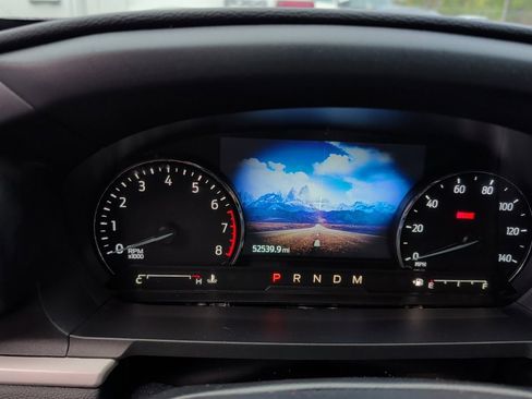 Used 2021 Ford Explorer XLT w/ Equipment Group 202A image 2