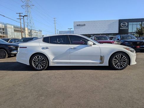 Used 2018 Kia Stinger Premium RWD image 9