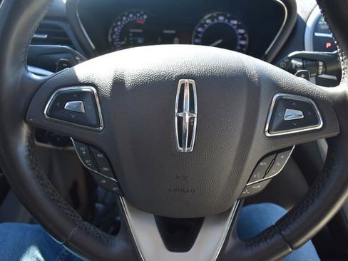 Used 2019 Lincoln MKC Reserve w/ MKC Climate Package image 25