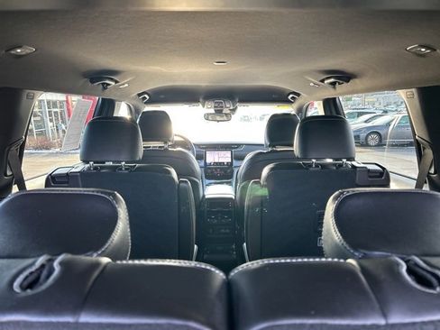 Used 2024 Jeep Grand Cherokee L Limited w/ Trailer Tow Package image 12