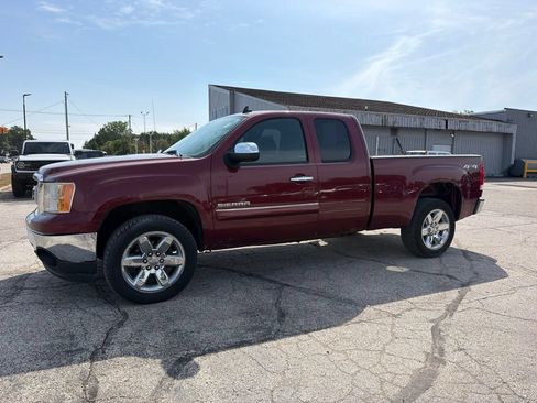 Used 2013 GMC Sierra 1500 SLE AWD/4WD image 1