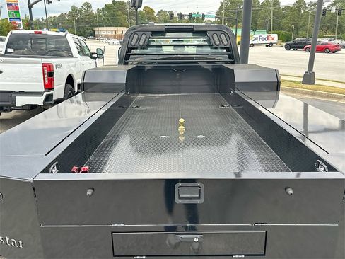 New 2025 Ford F550 4x4 Crew Cab Super Duty image 16