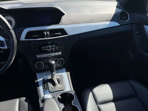 Used 2013 Mercedes-Benz C 250 Sedan image 15