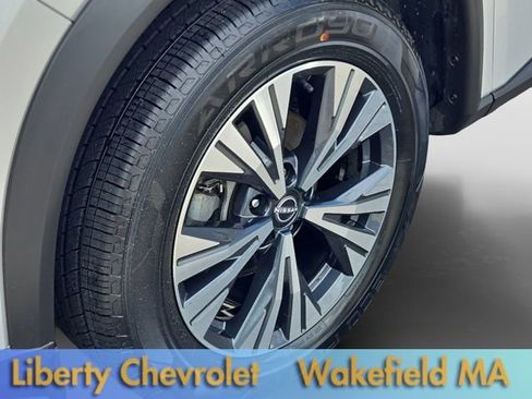 Used 2023 Nissan Rogue SV AWD/4WD image 23