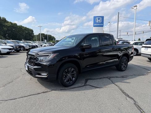 Used 2024 Honda Ridgeline Sport image 1