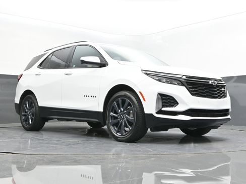 Used 2024 Chevrolet Equinox RS FWD image 39