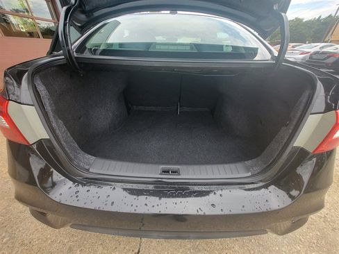 Used 2017 Nissan Sentra SV FWD image 9