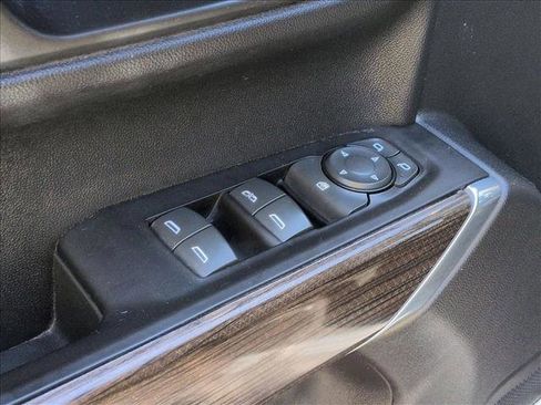 Used 2020 Chevrolet Silverado 1500 LT Trail Boss AWD/4WD image 12
