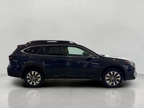 Used 2023 Subaru Outback Limited AWD/4WD image 14