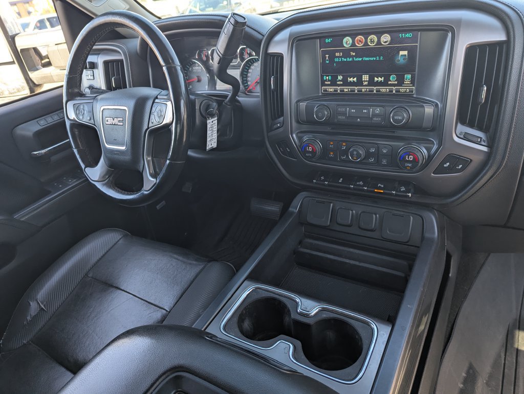 Used 2017 GMC Sierra 2500 SLT w/ All Terrain HD Package AWD/4WD image 29