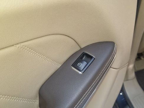 Used 2013 Mercedes-Benz GL 450 4MATIC image 4