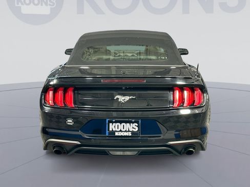 Used 2022 Ford Mustang Premium image 5