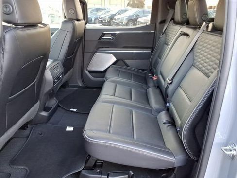 Used 2025 GMC Sierra EV Denali image 7