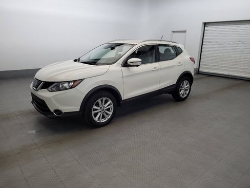 Used 2019 Nissan Rogue Sport SV w/ Technology Package AWD/4WD image 2