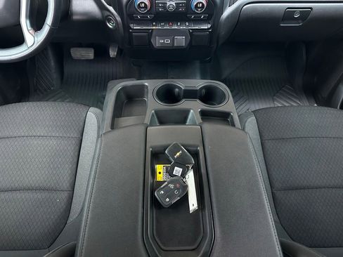 Used 2022 Chevrolet Silverado 1500 LT AWD/4WD image 21